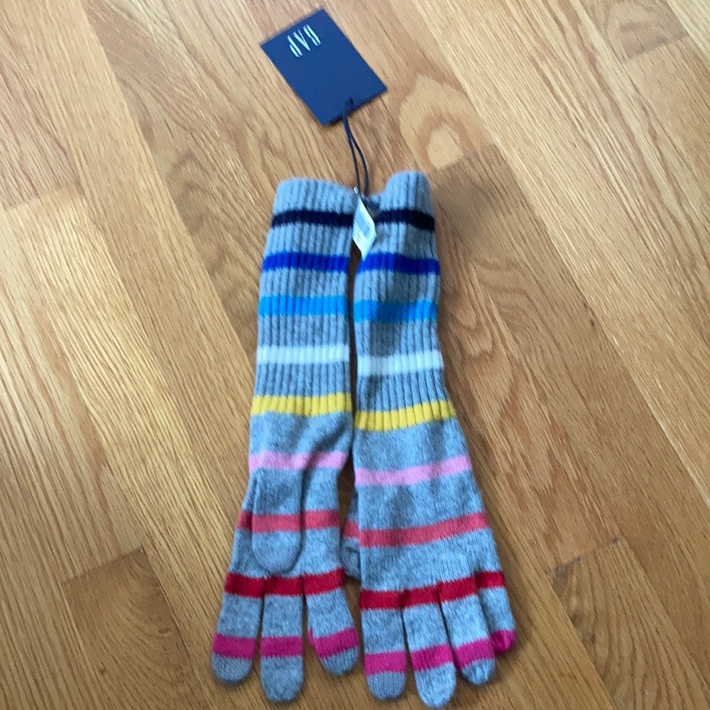 New striped gloves!